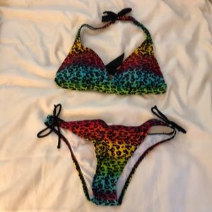 Island World Apparel bikini